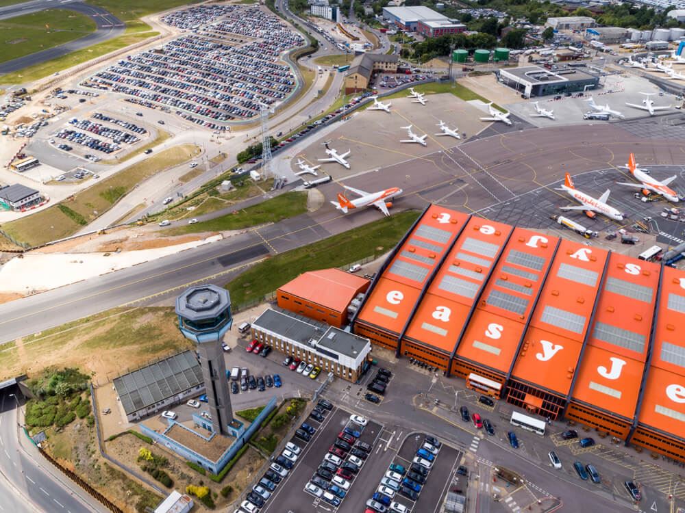Extreme Heat in U.K. Causes Runway at One of London’s Airports to ‘Lift’