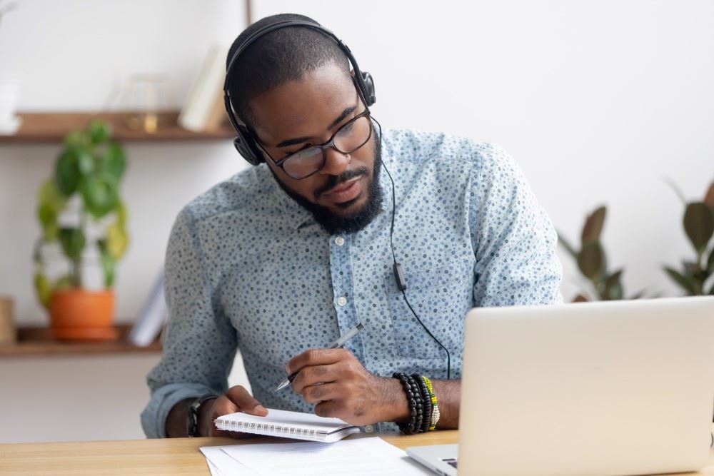 Travel Degrees: When Is the Right Time to Enroll & How to Get the Most of Your Investment