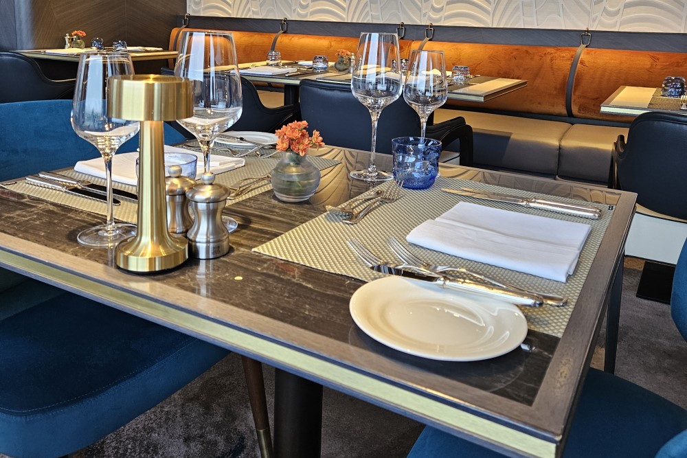 Riverside Debussy dining room